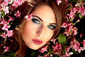 woman with bold makeup